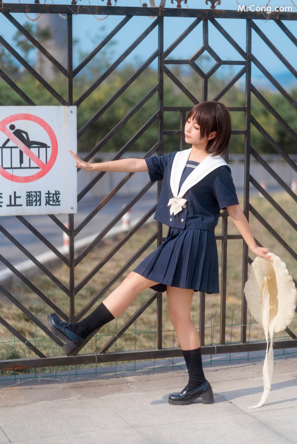 Coser@蠢沫沫 (chunmomo) Vol.003: JK制服 (40 photos)