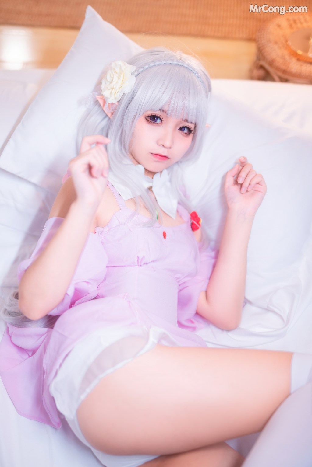 Coser@蠢沫沫 (chunmomo) Vol.005: 艾米莉亚的睡衣 (40 photos)