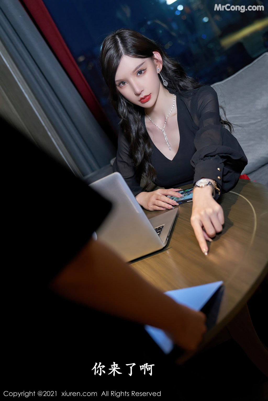 XIUREN No.4075: Zhou Yuxi (周于希Sandy) (69 photos)