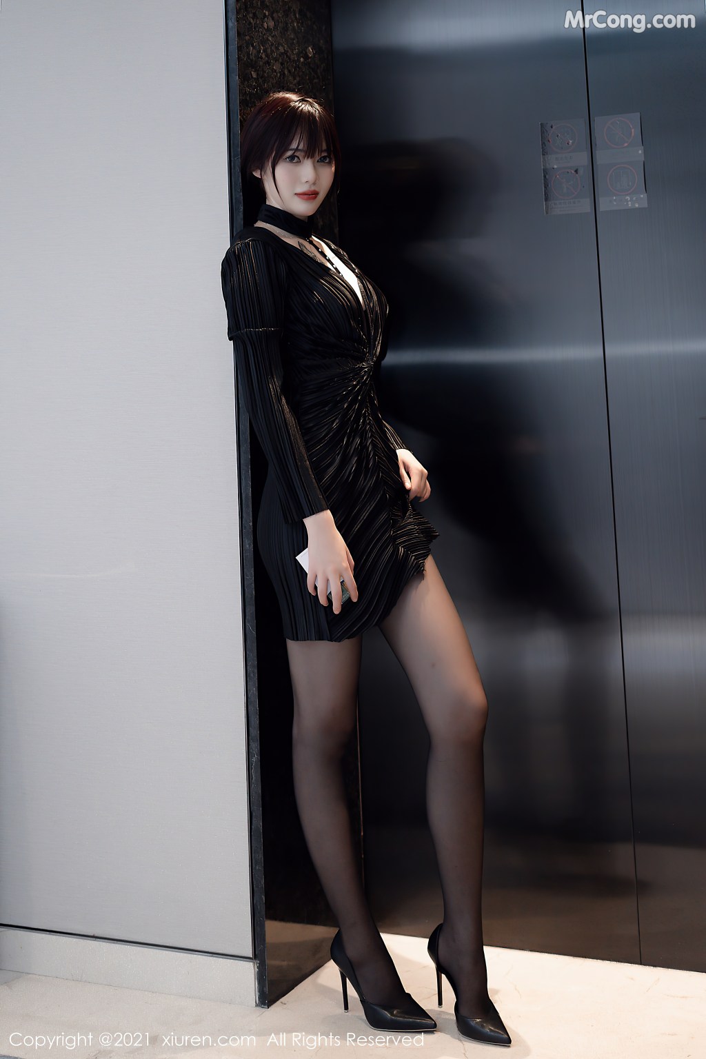 XIUREN No.4080: Arude薇薇 (71 photos)