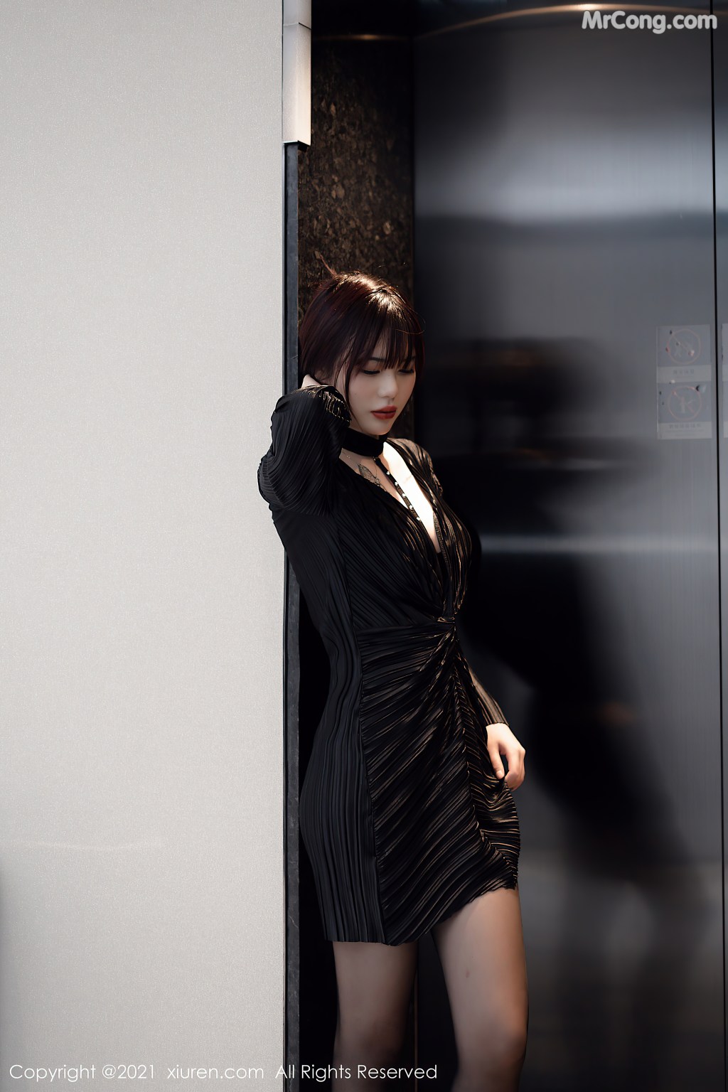XIUREN No.4080: Arude薇薇 (71 photos)