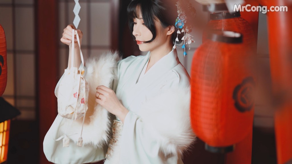 Coser@rioko凉凉子 Vol.085: 《年上の韵》温泉4K真爱版视频 (1 video)