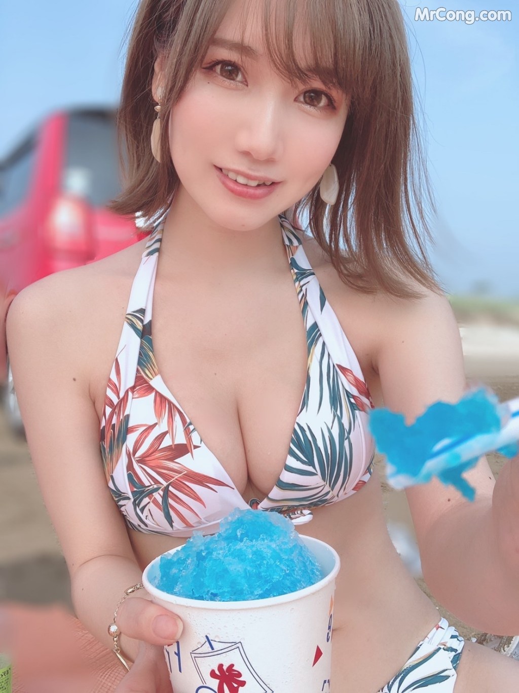 [Fantia] Coser@けん研 (けんけん) 2020-08 (118 photos + 5 videos)