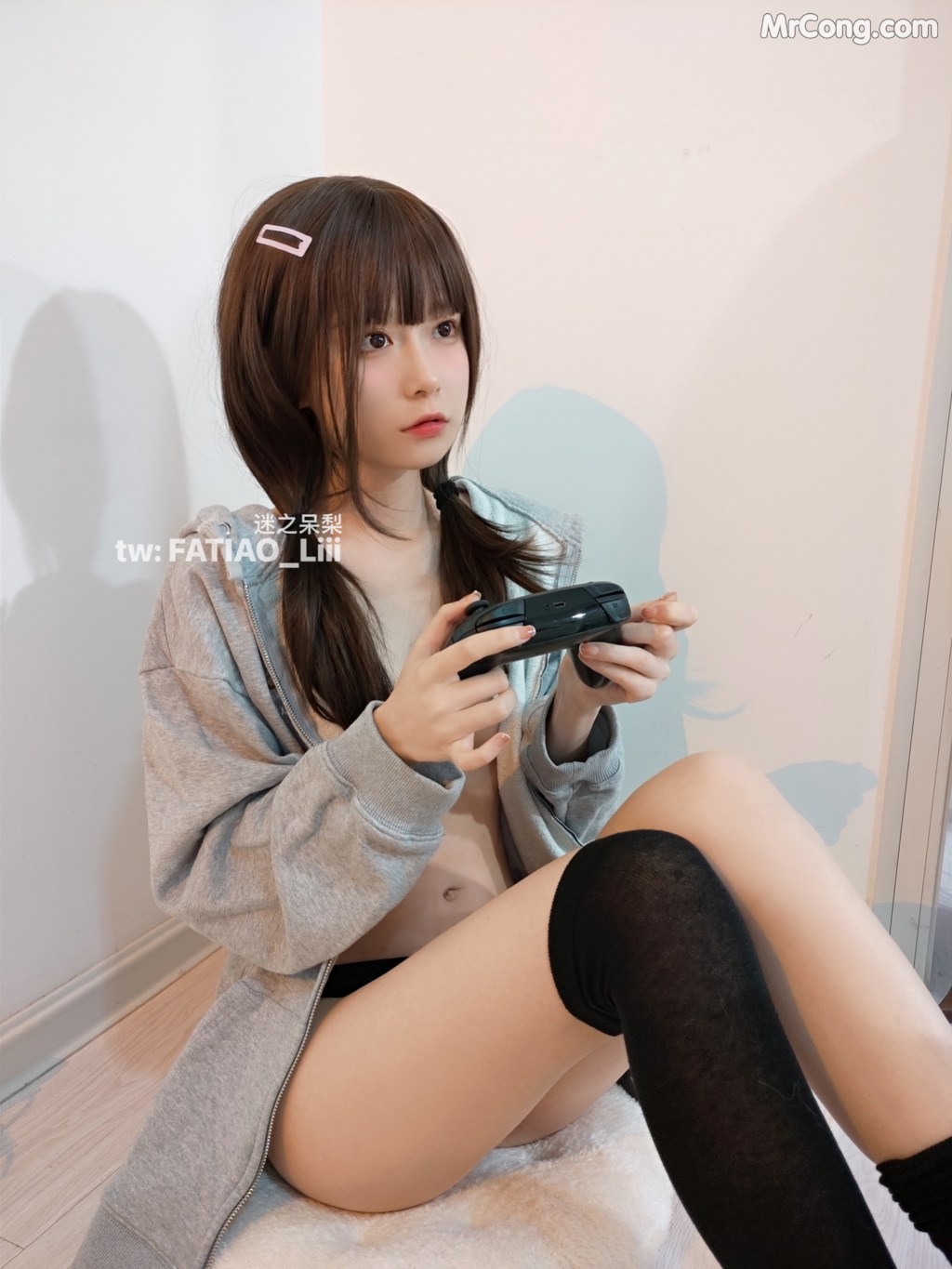 [Fantia] Coser@发条少女 (迷之呆梨) Nov 2021 (203 photos + 9 videos)