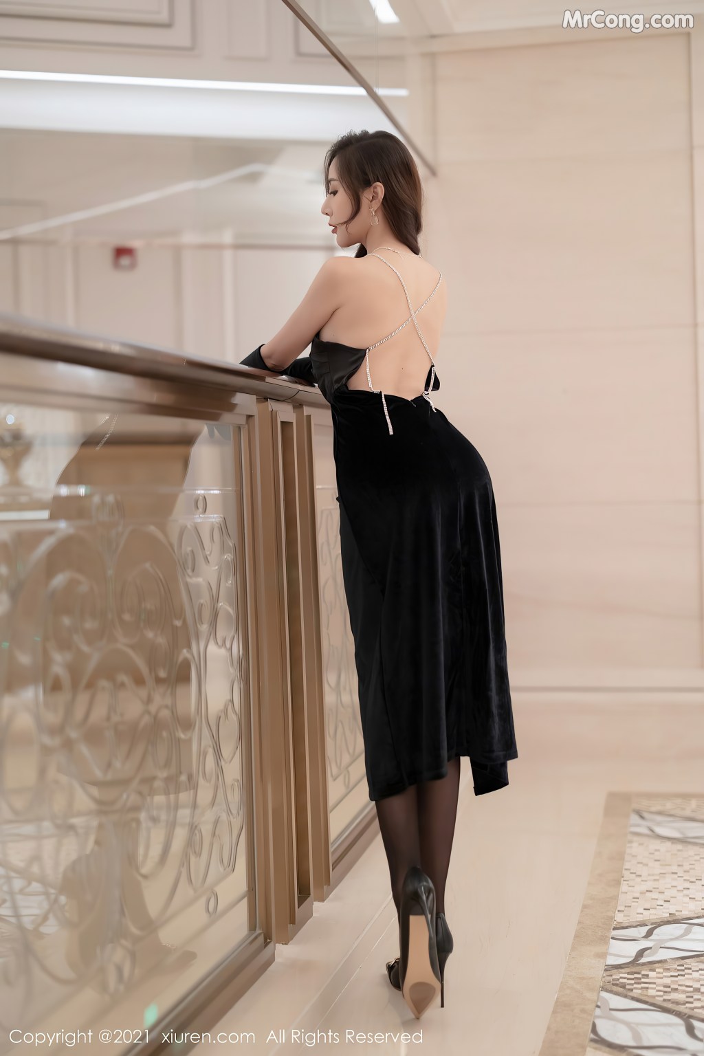 XIUREN No.4101: Yanni (王馨瑶) (58 photos) – Page 2