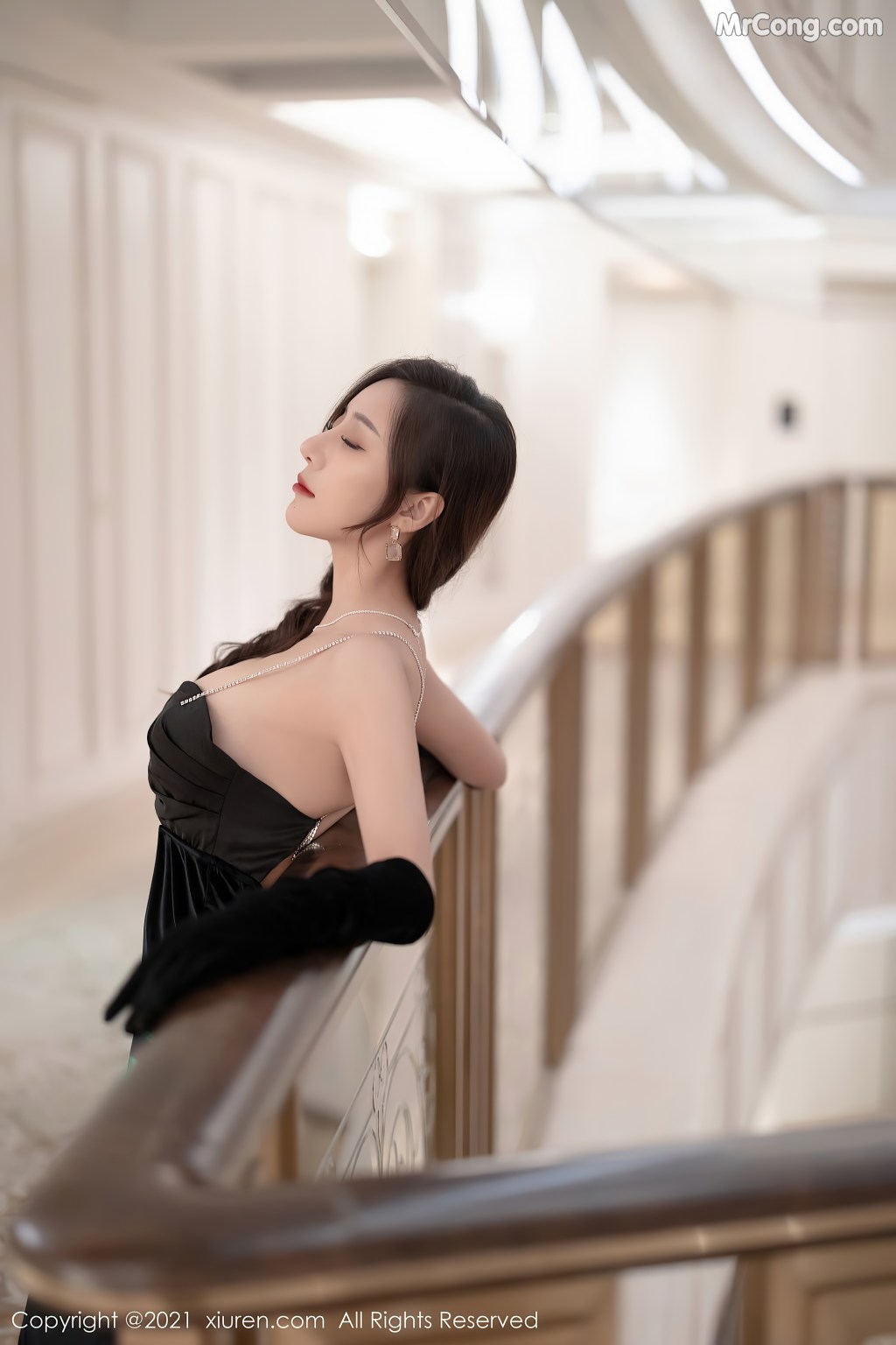 XIUREN No.4101: Yanni (王馨瑶) (58 photos) – Page 2