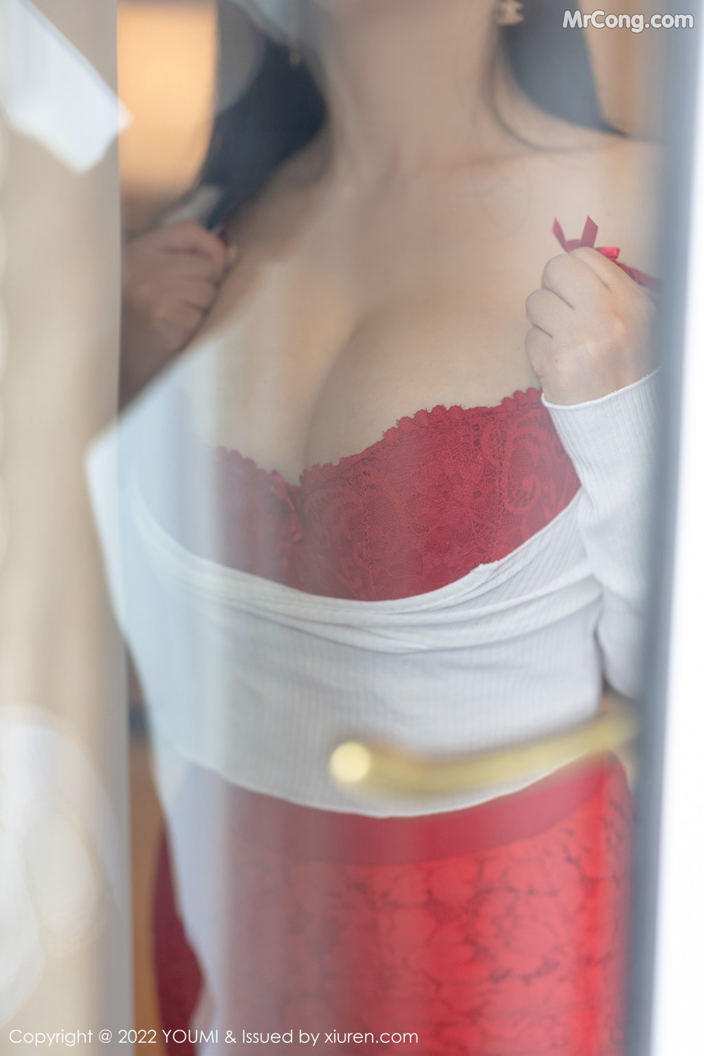 YouMi Vol.746: Yun Er (允爾) (69 photos) – Page 2