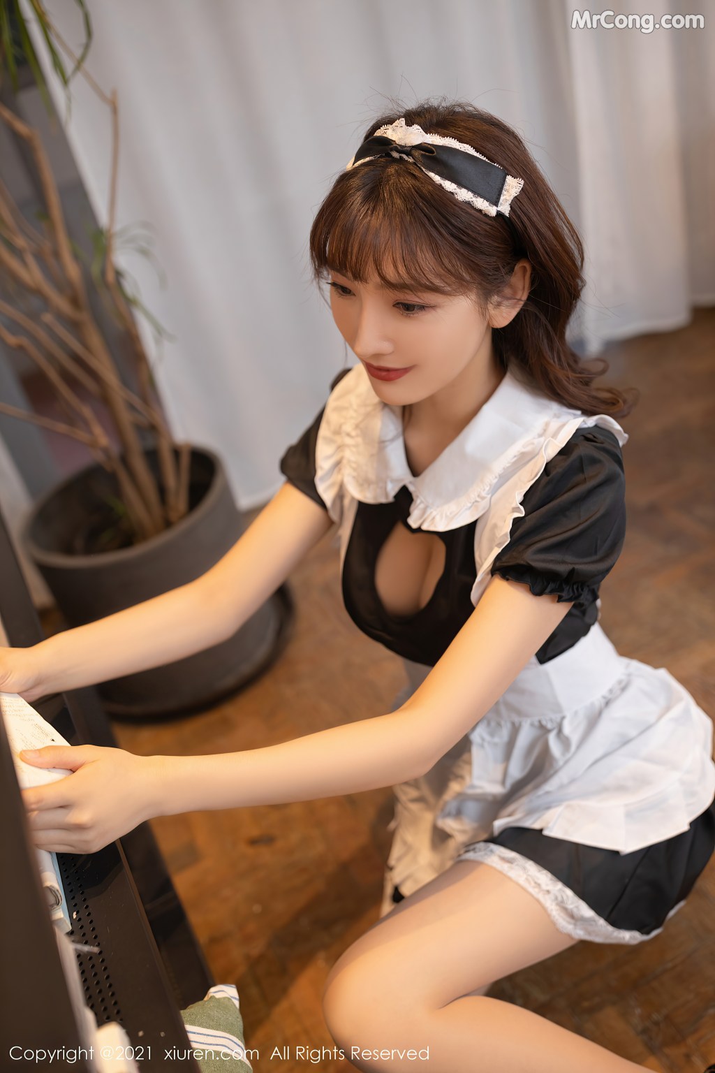 XIUREN No.4130: Lu Xuan Xuan (陆萱萱) (81 photos)