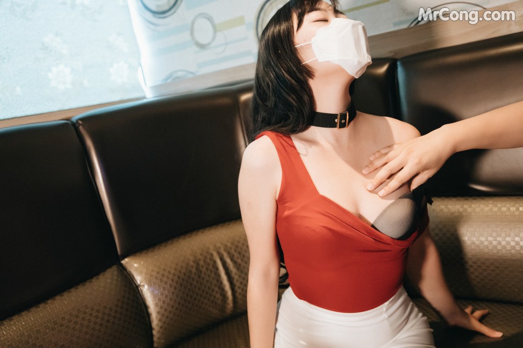 [Loozy] Min (민) – Fan Meeting (95 photos)