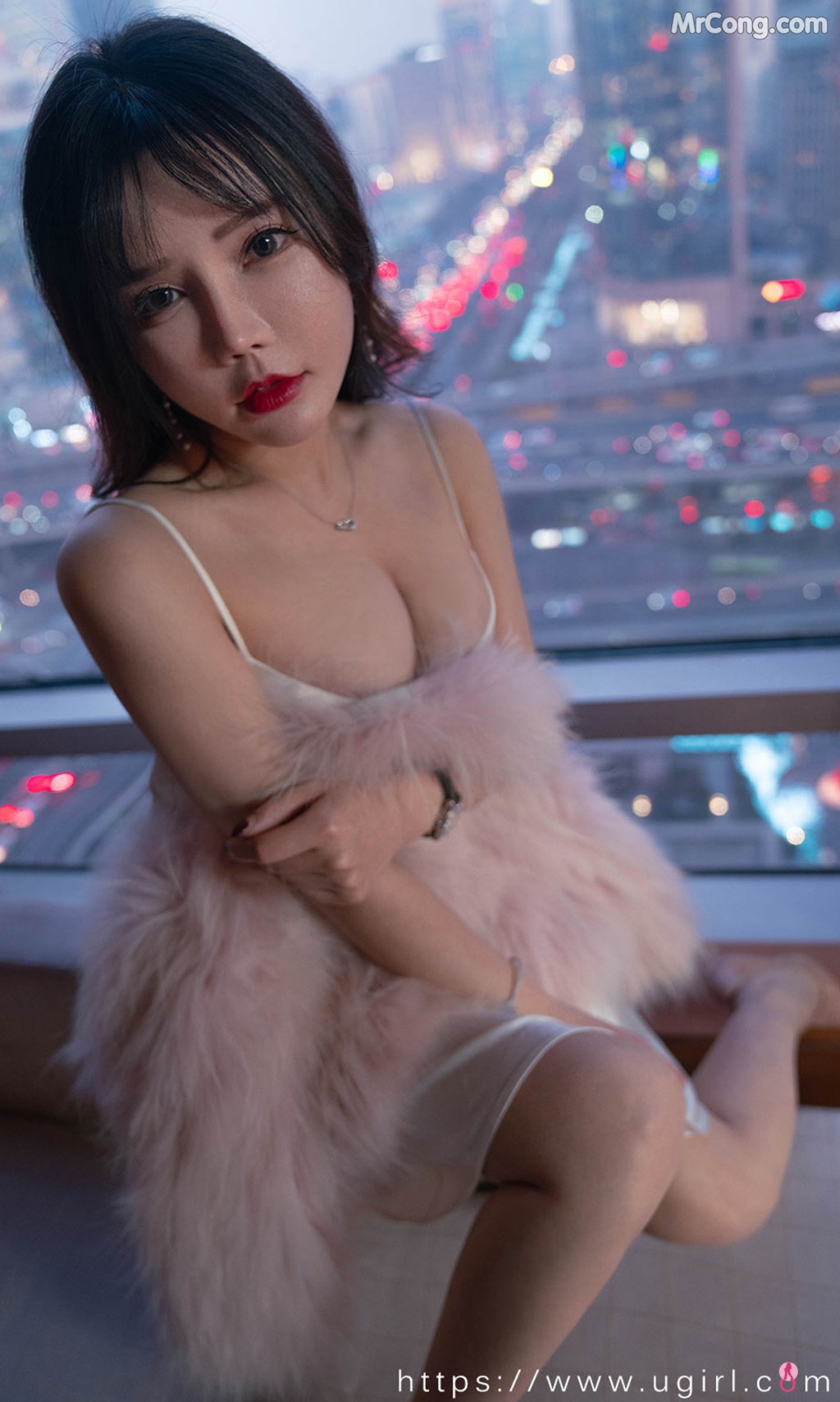 UGIRLS – Ai You Wu App No.2291: Ai Xiao Qing (艾小青) (35 photos)
