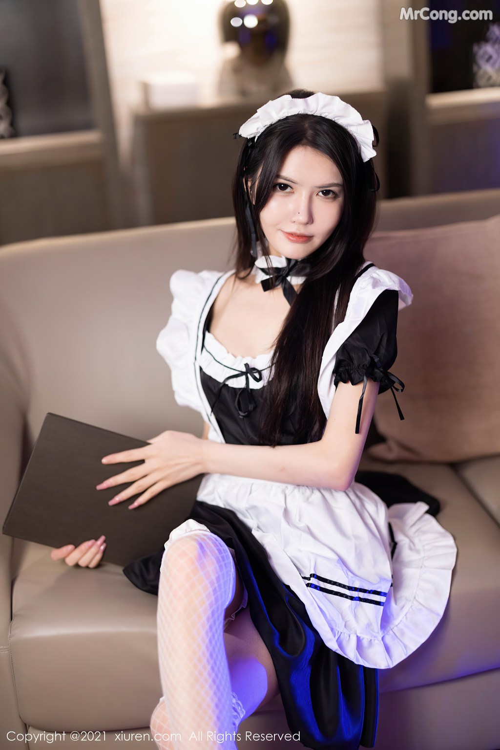 XIUREN No.4182: 媛媛酱belle (41 photos)