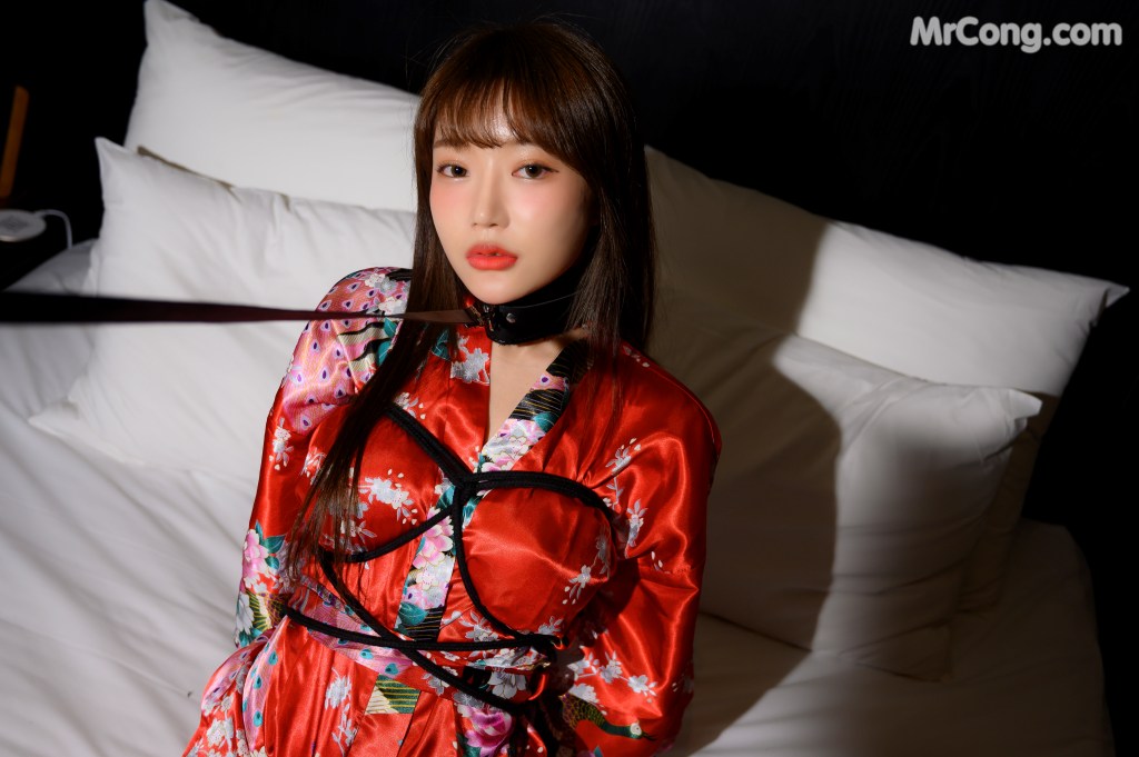 Jucy (쥬시) – Cherry Blossom – Moon Night Snap (72 photos + 1 video)