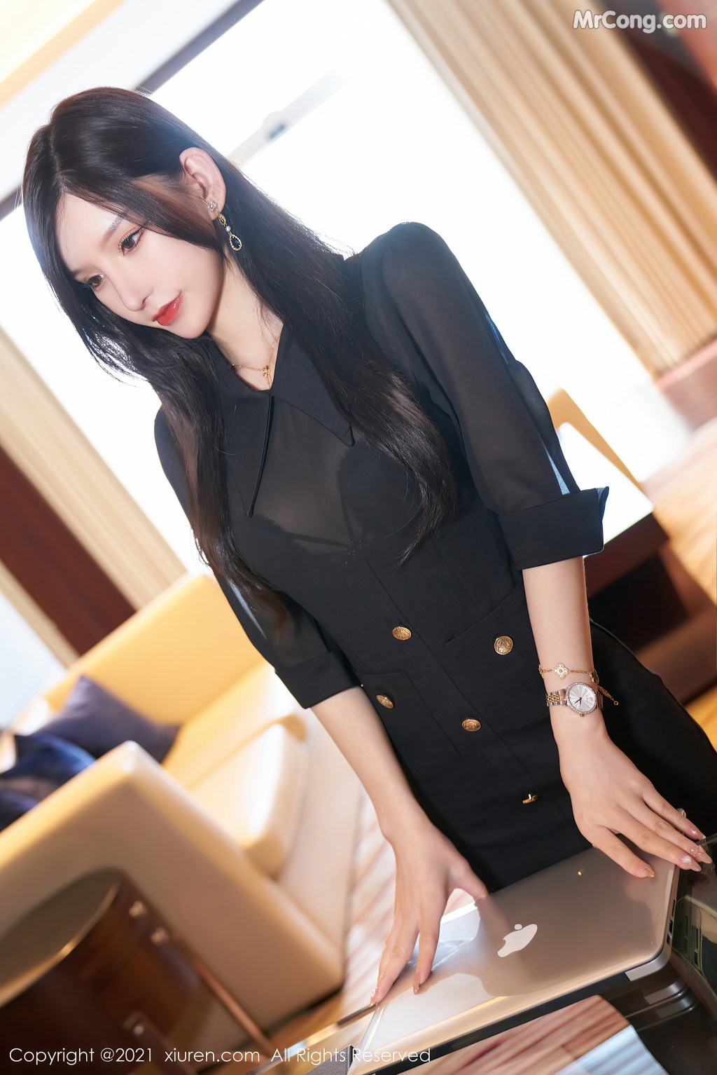XIUREN No.4193: Zhou Yuxi (周于希Sandy) (78 photos)