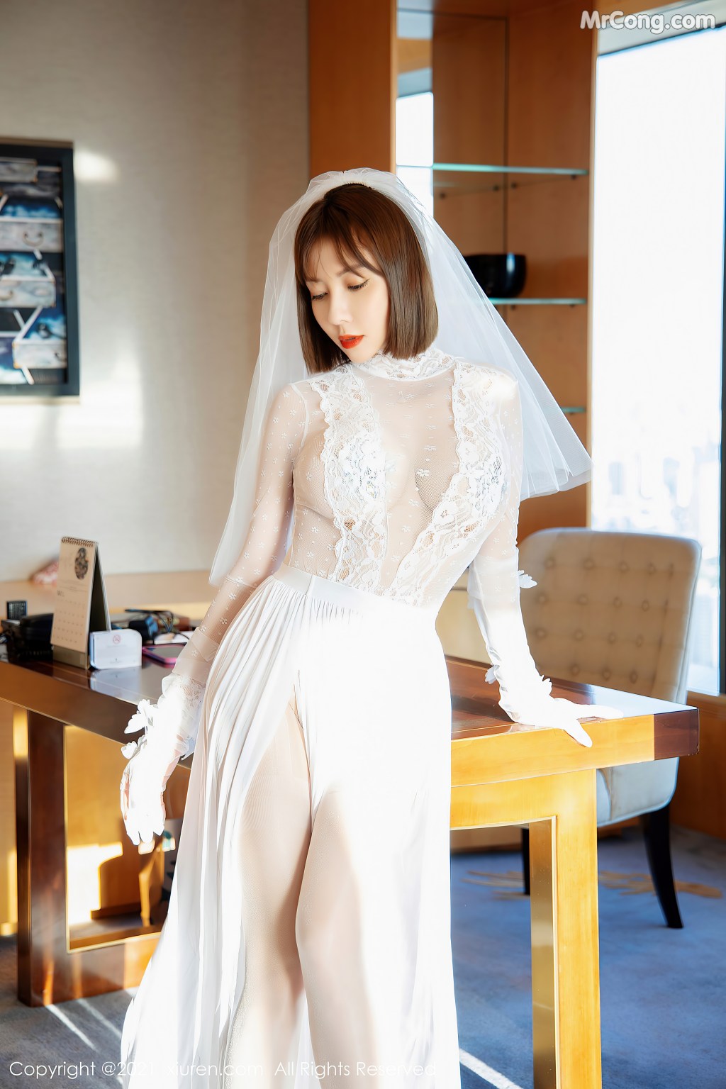 XIUREN No.4200: Victoria (果儿) (51 photos)