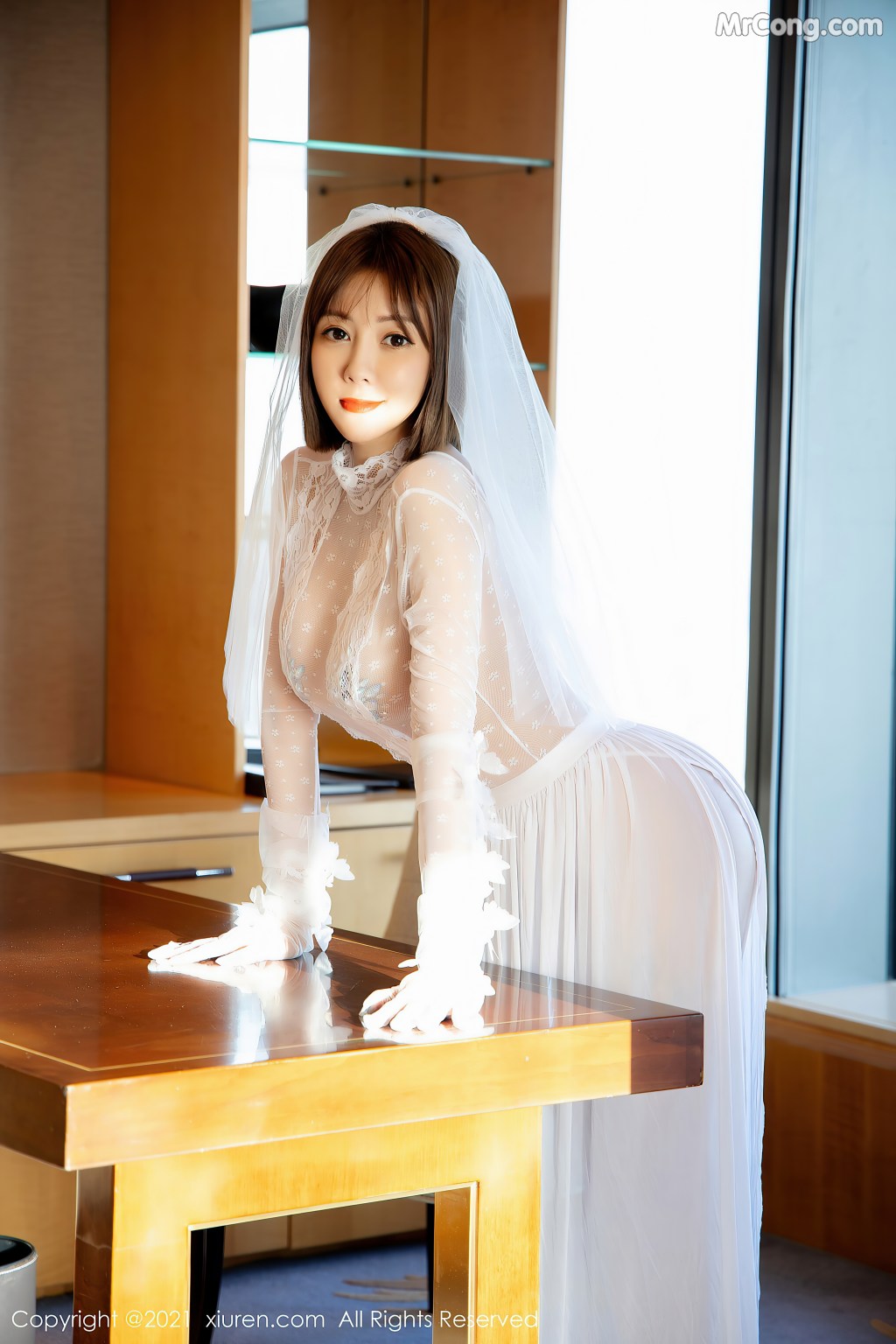 XIUREN No.4200: Victoria (果儿) (51 photos)