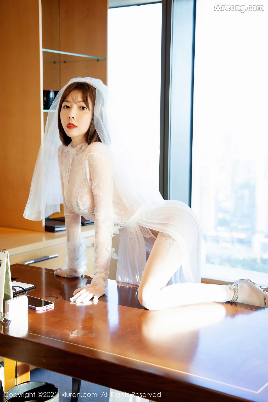 XIUREN No.4200: Victoria (果儿) (51 photos)