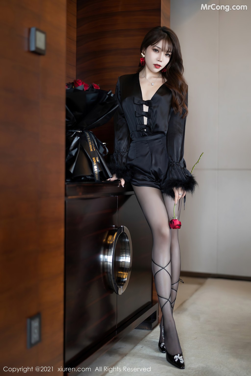 XIUREN No.4205: Booty (芝芝) (85 photos) – Page 3