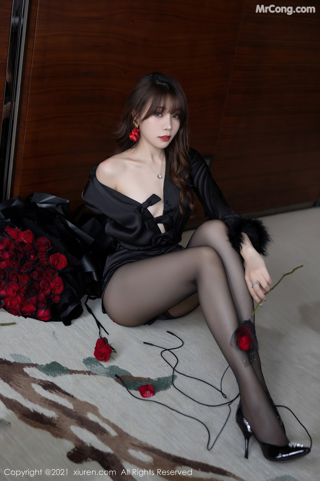 XIUREN No.4205: Booty (芝芝) (85 photos) – Page 5