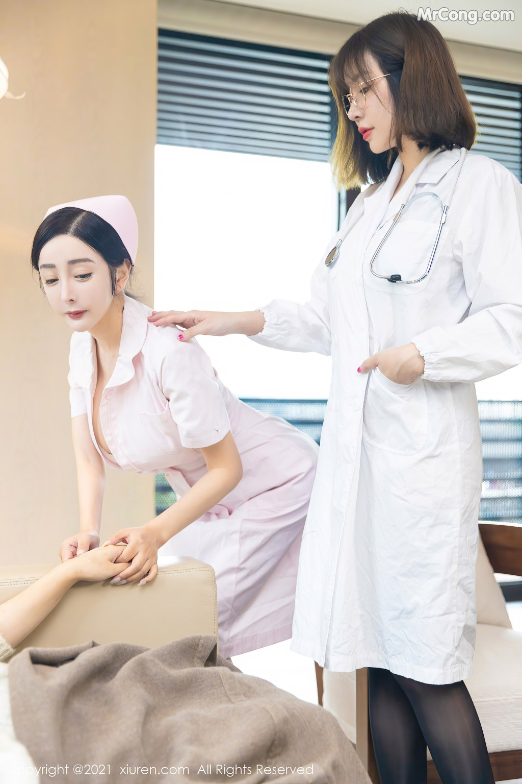 XIUREN No.4209: Wang Yu Chun (王雨纯) & Yun Er (允爾) (91 photos) – Page 6