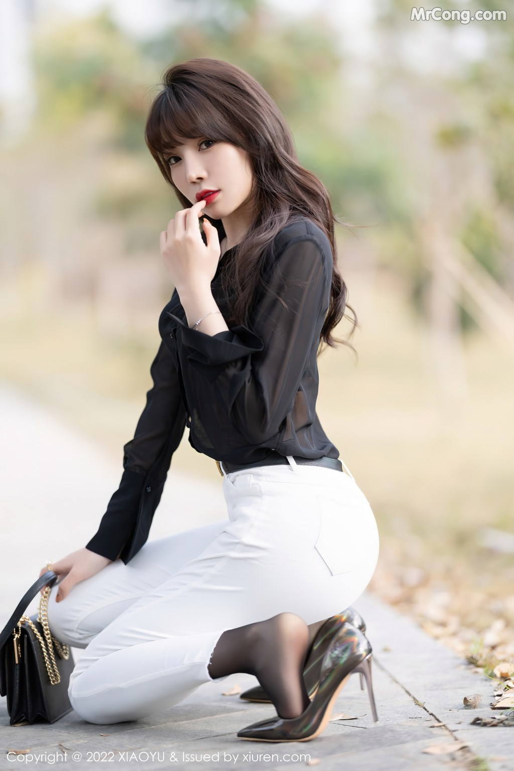 XiaoYu Vol.715: Booty (芝芝) (74 photos)