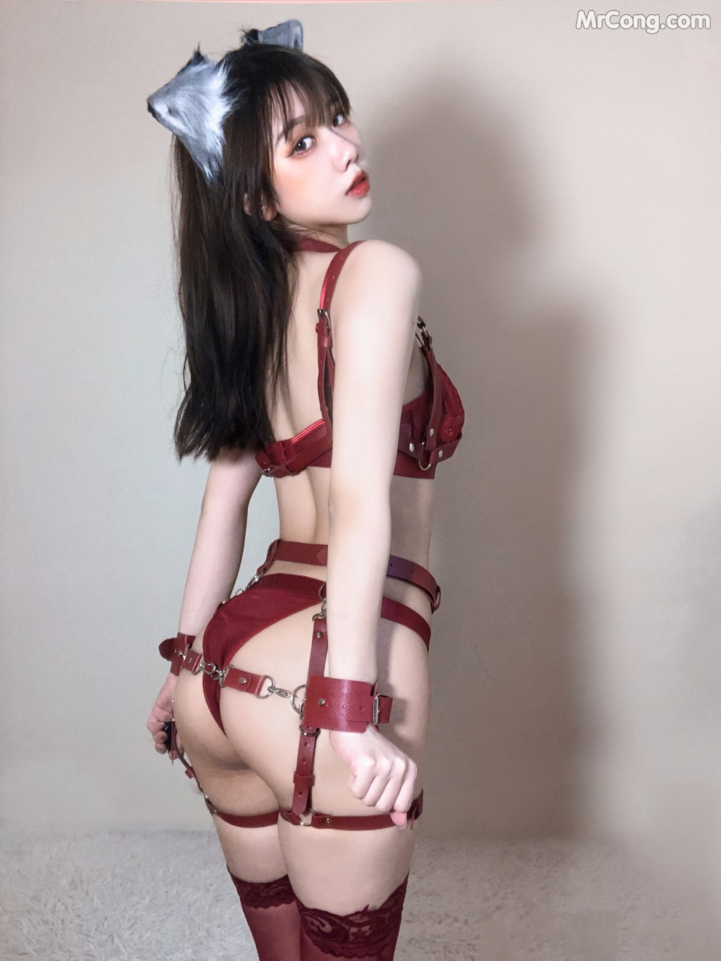 Coser@果咩酱w Vol.030: 红太狼 (40 photos)
