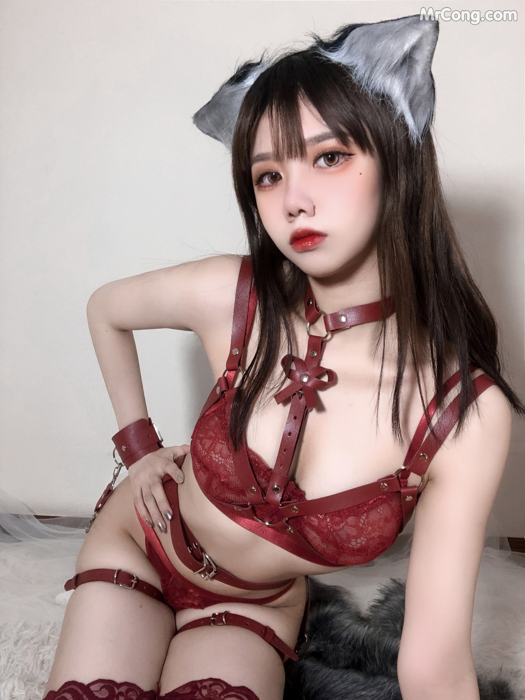 Coser@果咩酱w Vol.030: 红太狼 (40 photos)