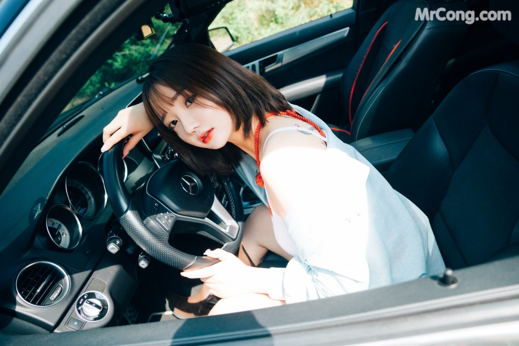 [Loozy] Son Ye-Eun (손예은) – SM CarXXX (119 photos) – Page 5
