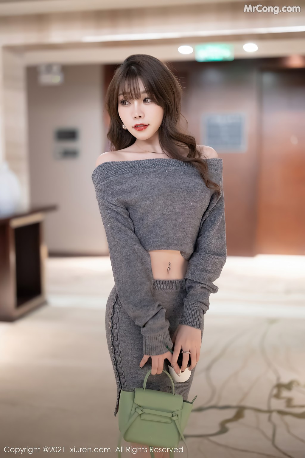 XIUREN No.4239: Booty (芝芝) (91 photos)