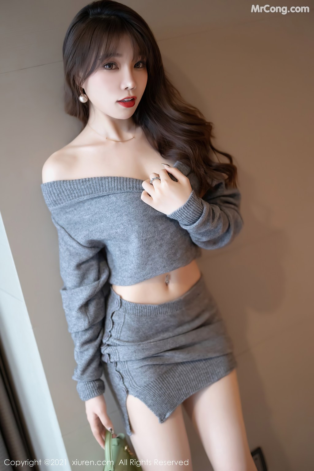 XIUREN No.4239: Booty (芝芝) (91 photos) – Page 2