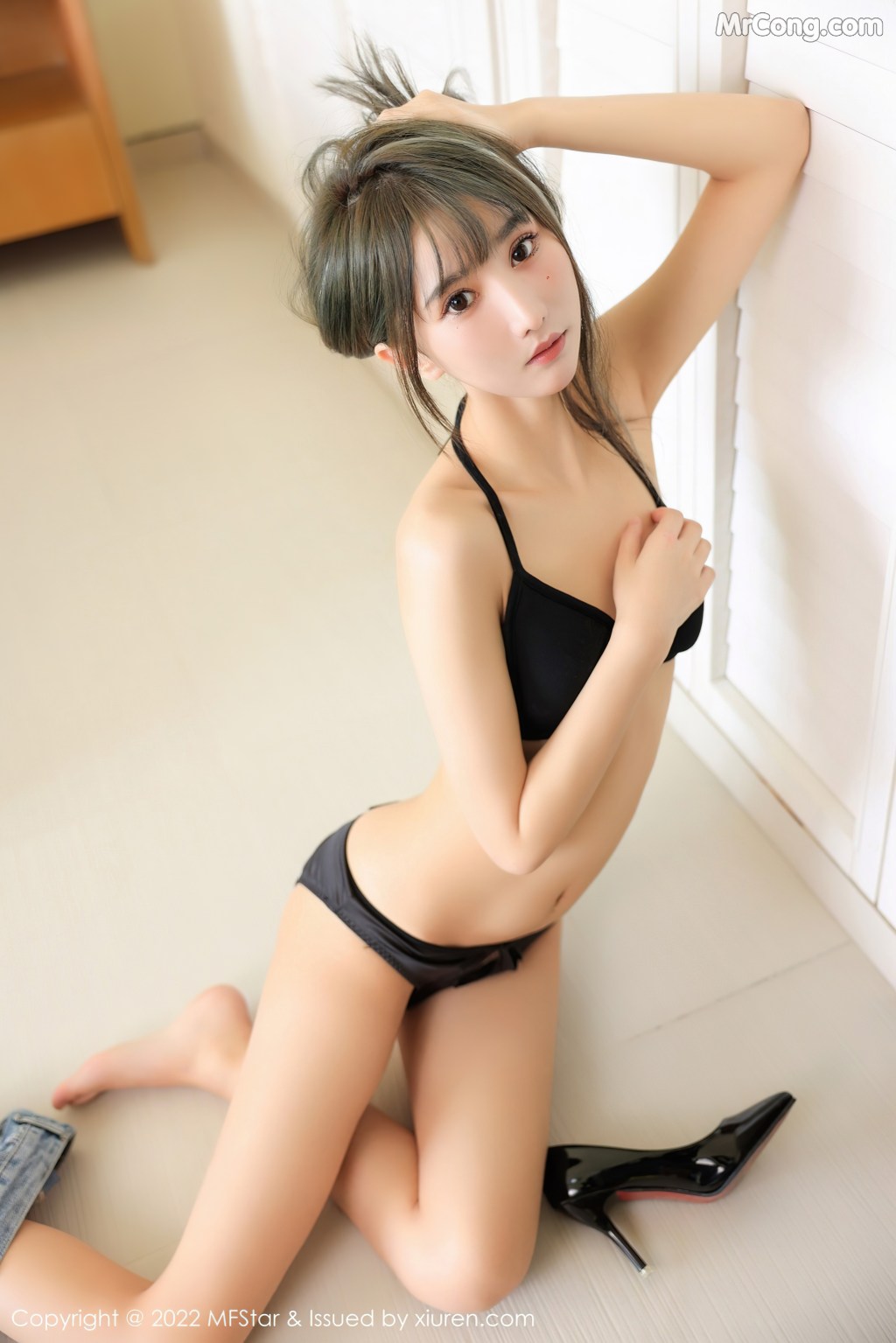 MFStar Vol.553: 小果冻儿jelly (45 photos) – Page 3