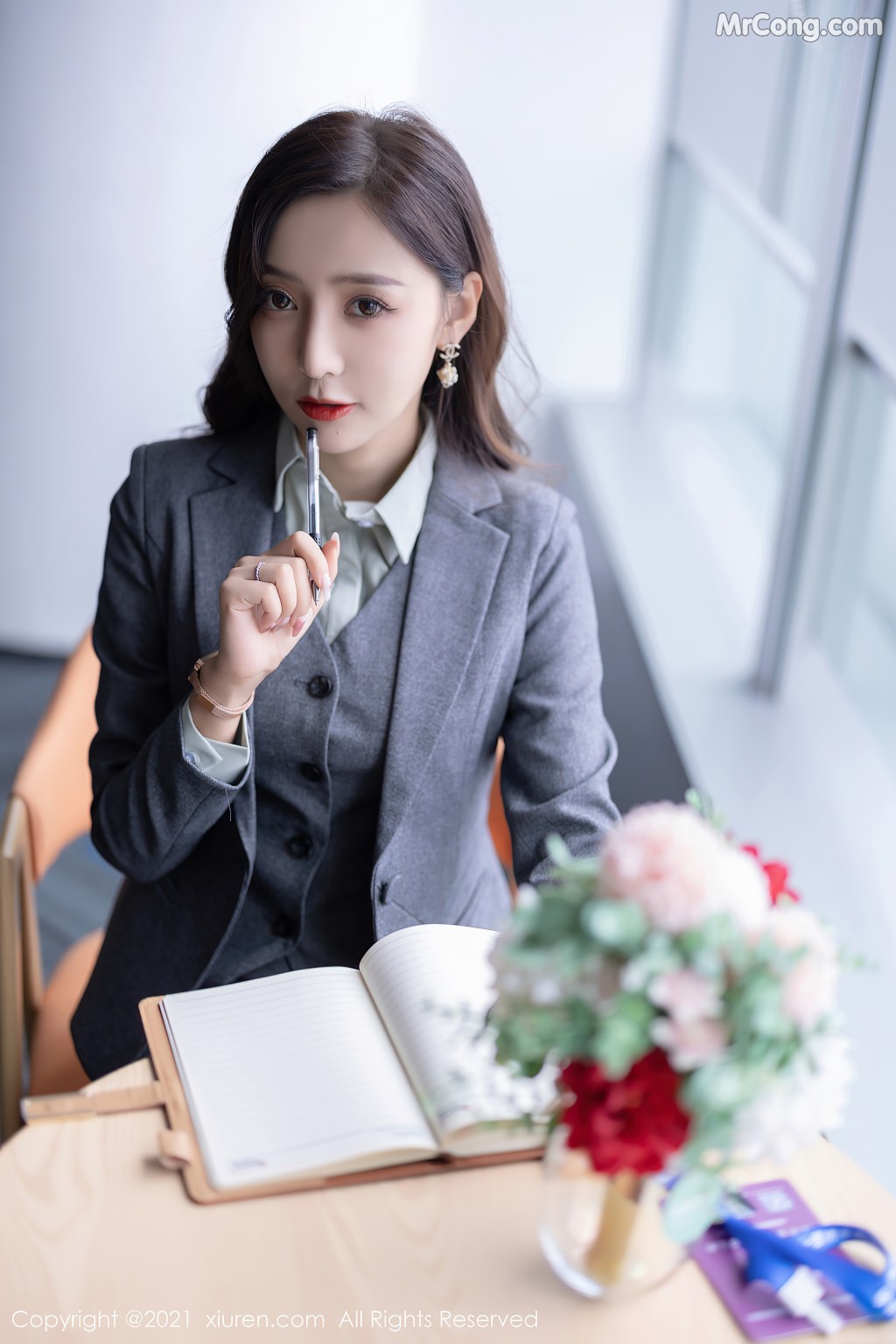 XIUREN No.4251: Yanni (王馨瑶) (81 photos)