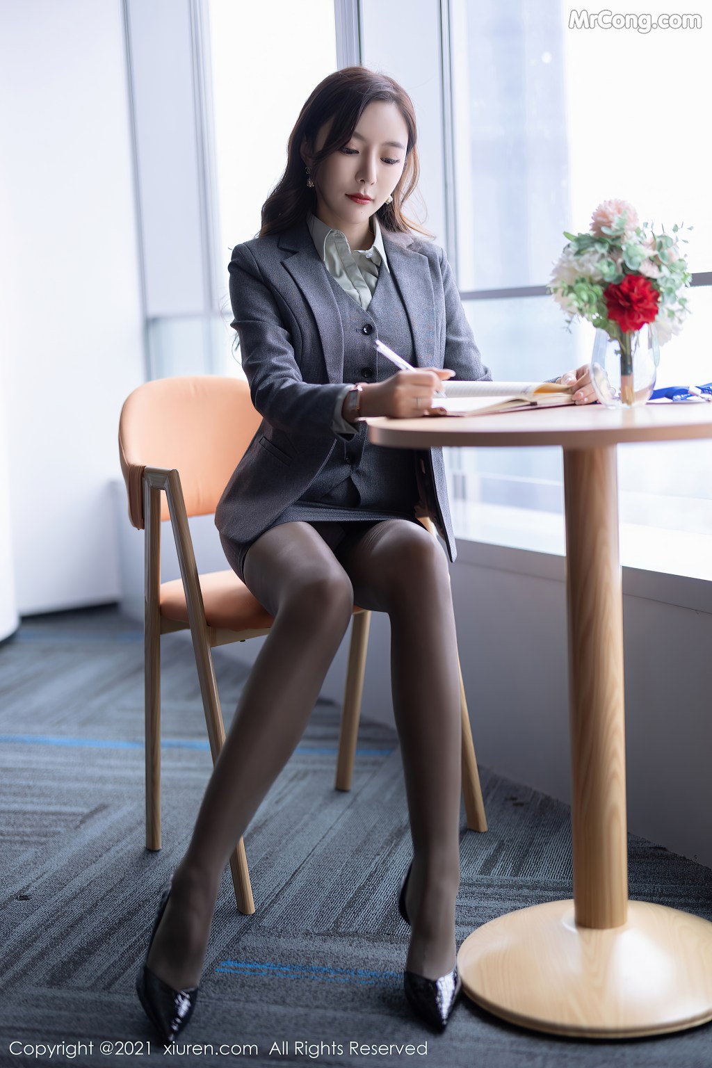 XIUREN No.4251: Yanni (王馨瑶) (81 photos)