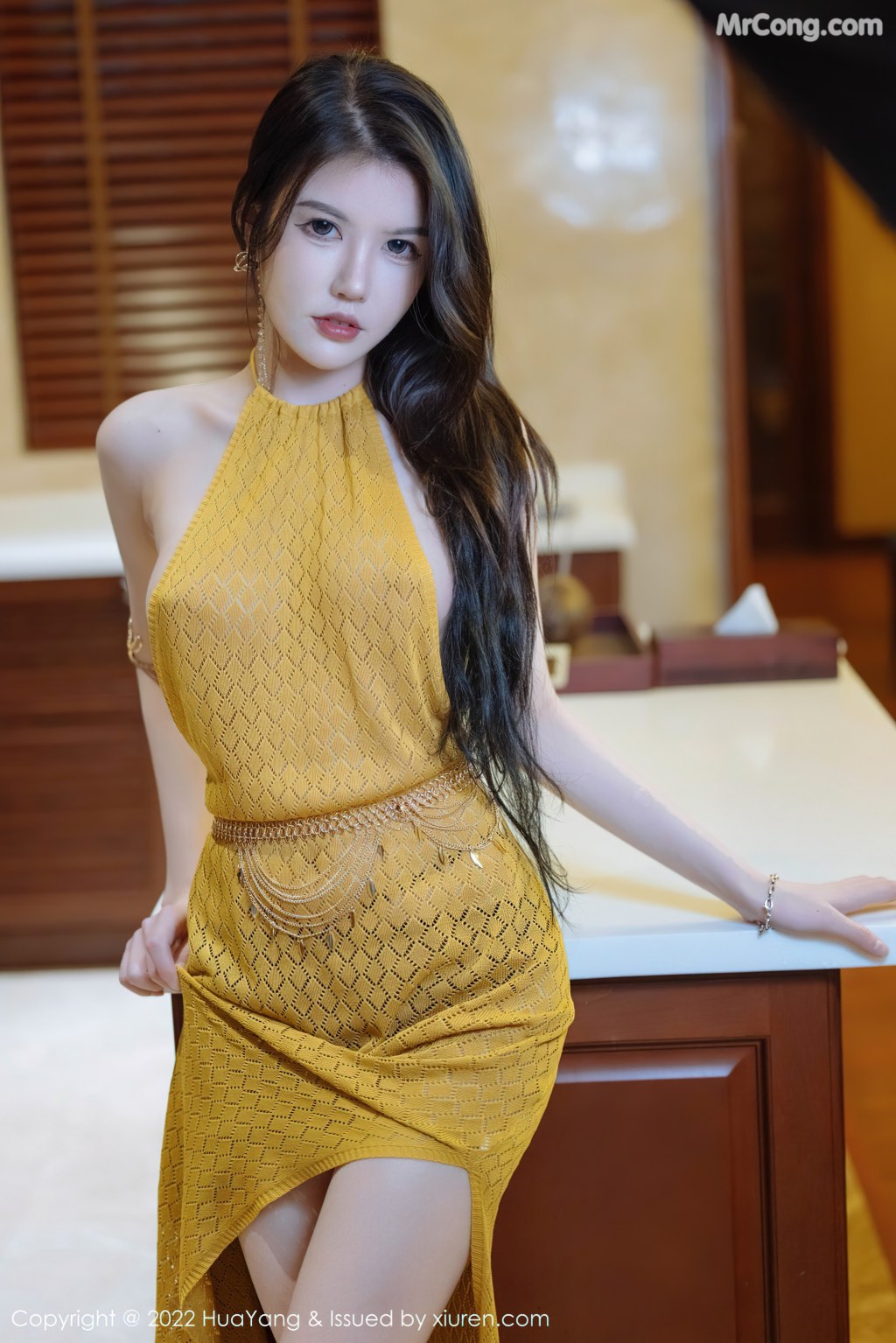HuaYang Vol.490: 媛媛酱belle (44 photos) – Page 2