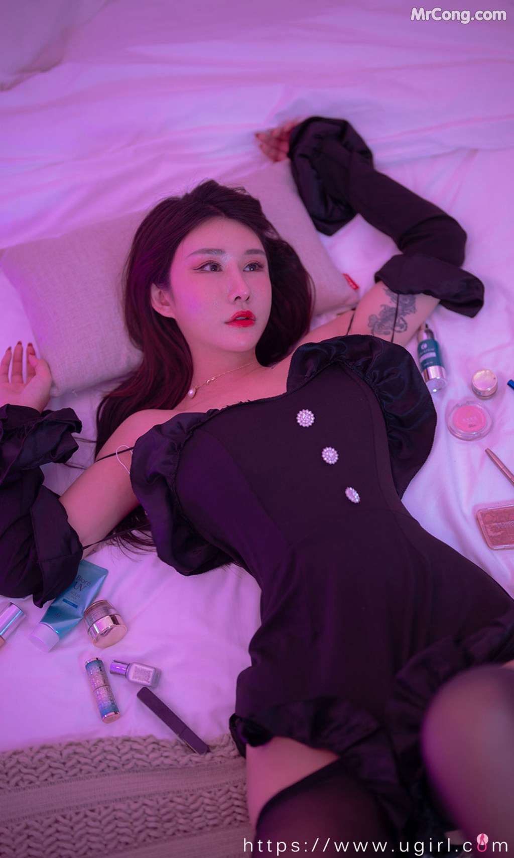 UGIRLS – Ai You Wu App No.2299: Xia Mo (夏沫) (35 photos)