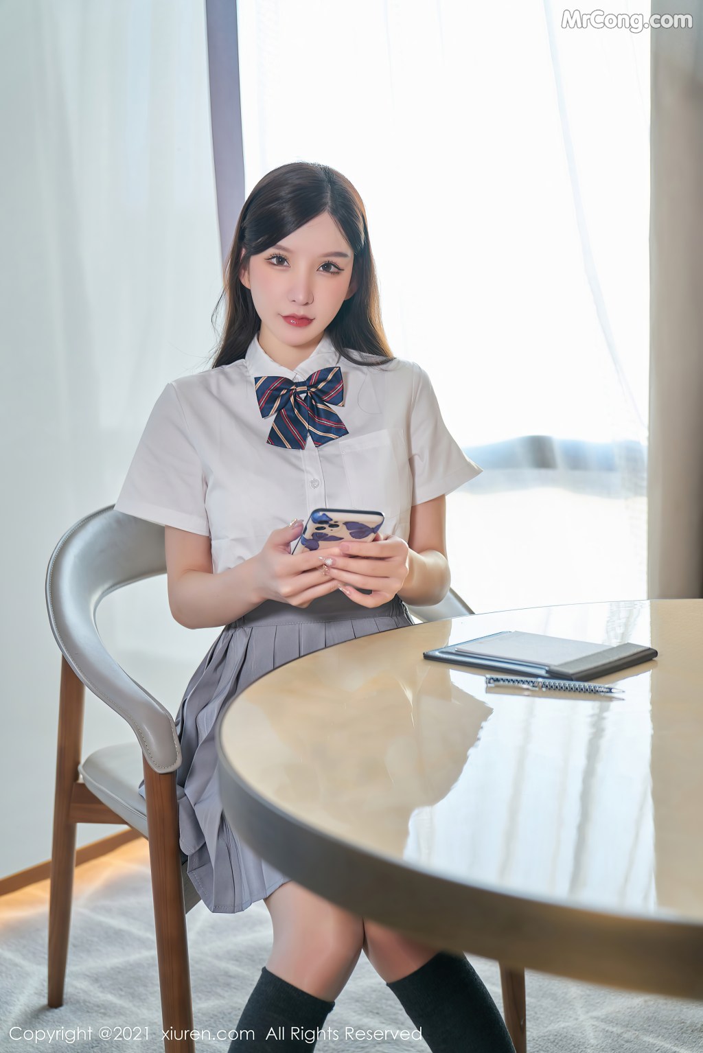 XIUREN No.4258: Zhou Yuxi (周于希Sandy) (89 photos)