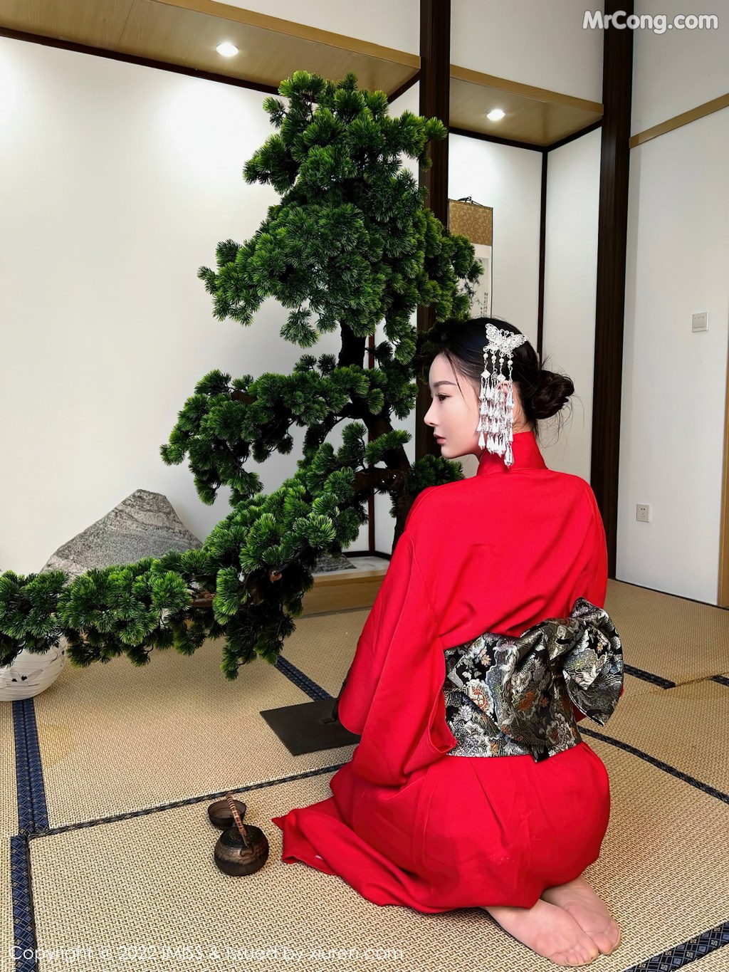 IMISS Vol.669: 逗逗doudou (30 photos)