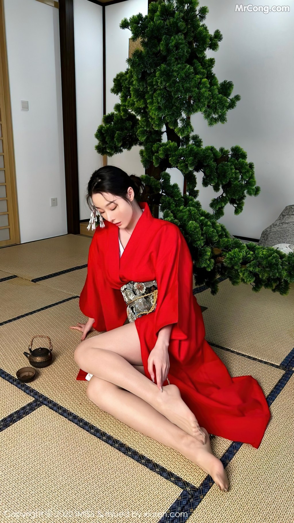 IMISS Vol.669: 逗逗doudou (30 photos)