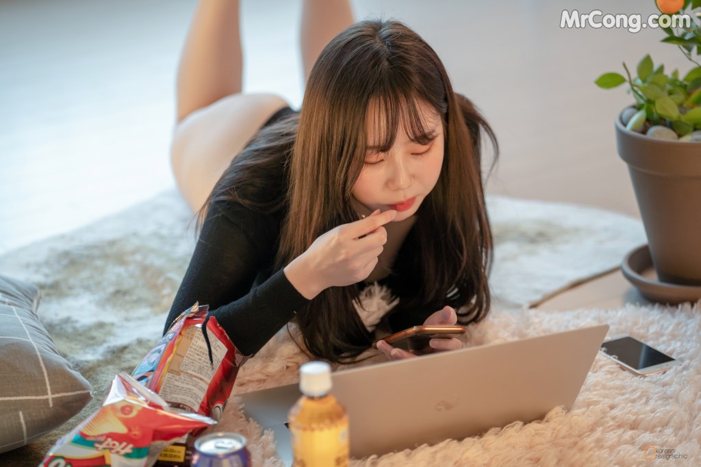 [Korean Realgraphic] No.18: MyuA (56 photos + 4 videos) – Page 6