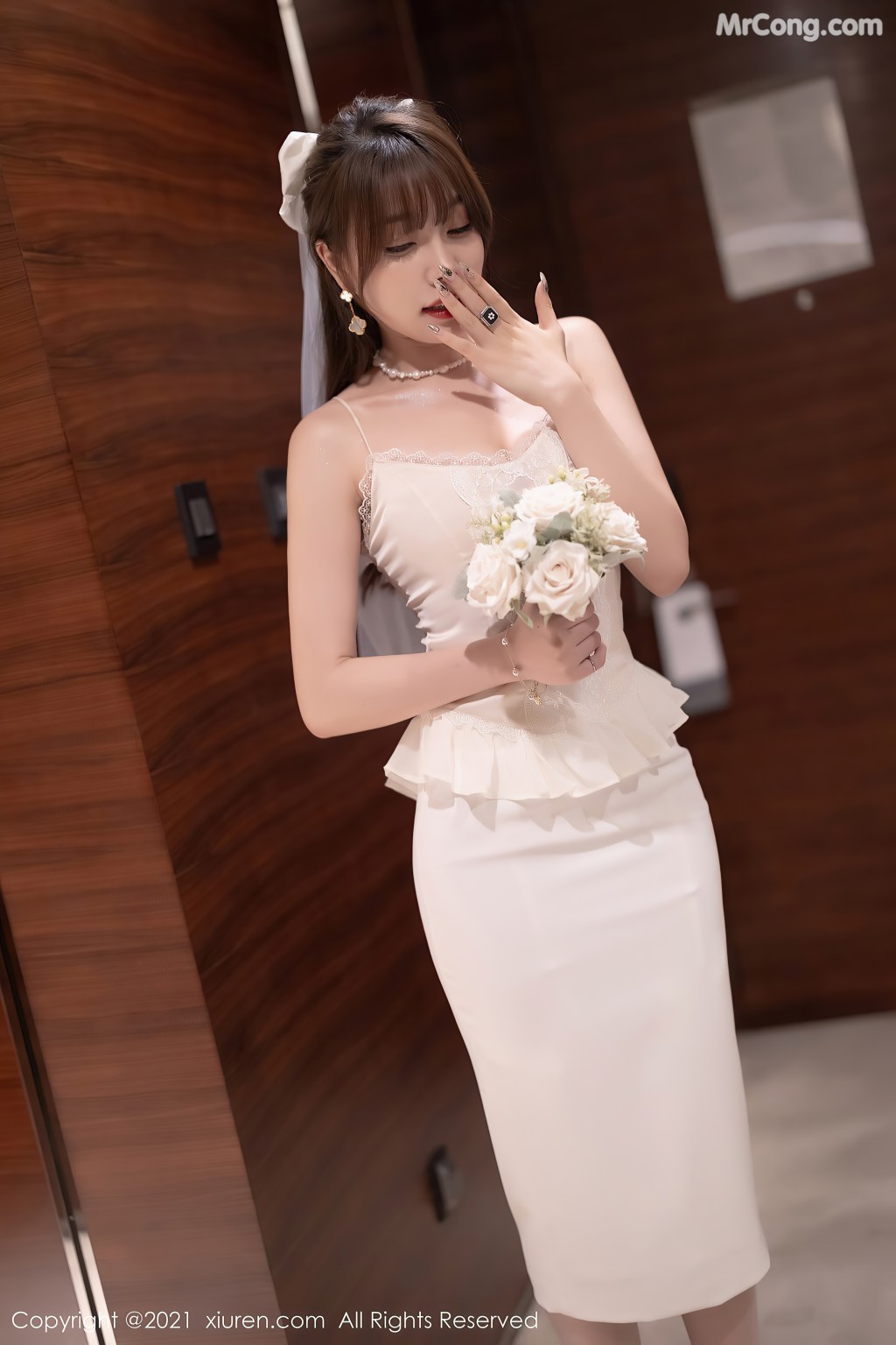 XIUREN No.4269: Booty (芝芝) (101 photos)
