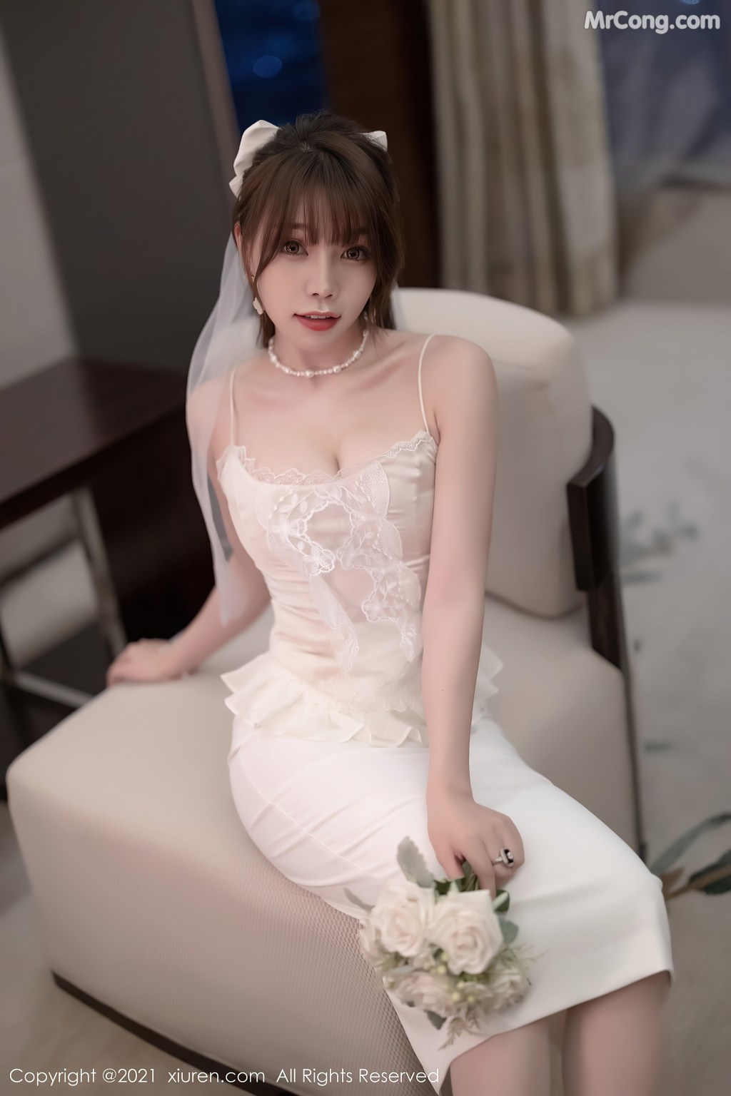 XIUREN No.4269: Booty (芝芝) (101 photos) – Page 2