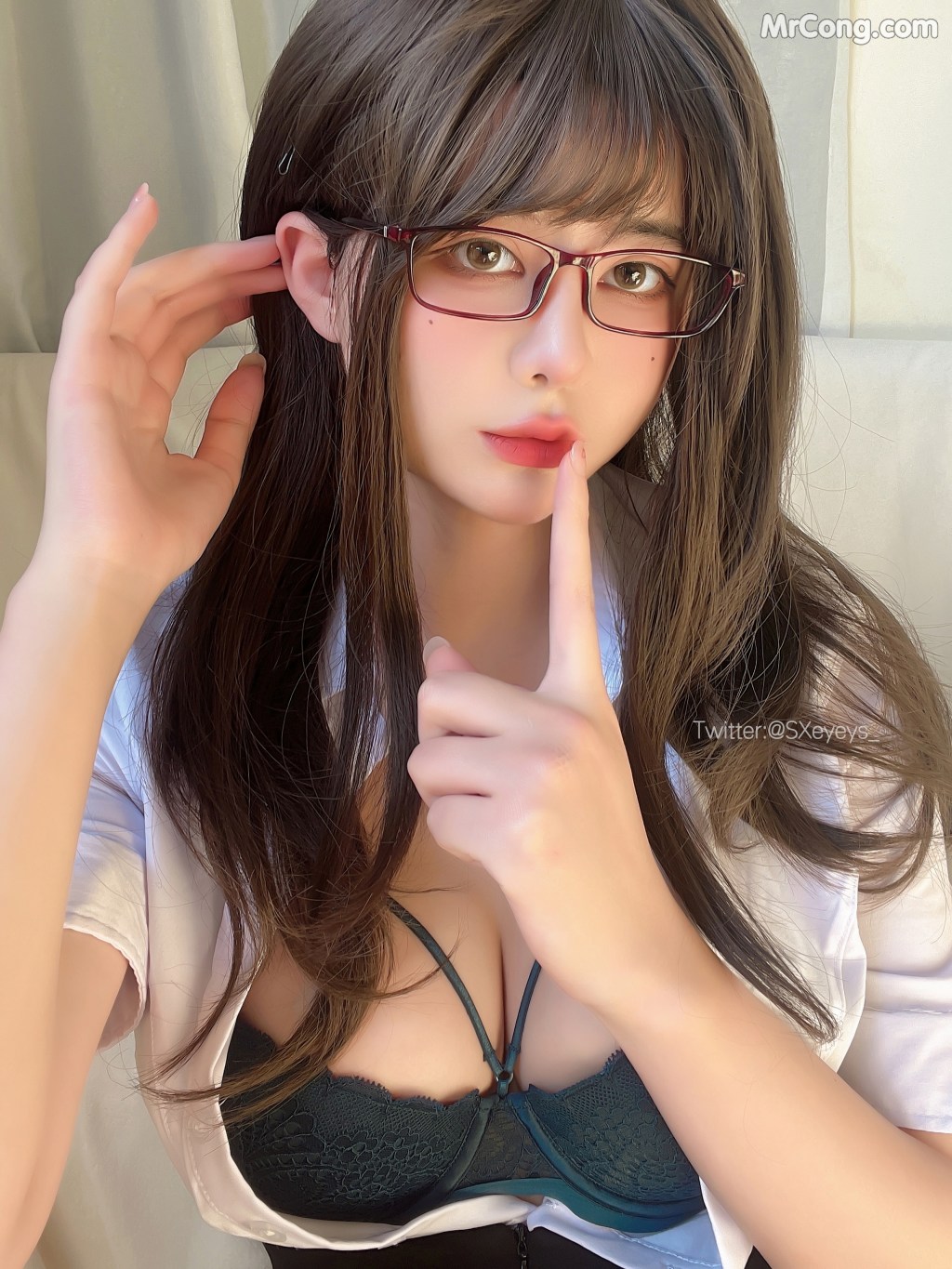 Coser@眼酱大魔王w Vol.089: Fantia 01-03 月合集 (81 photos)