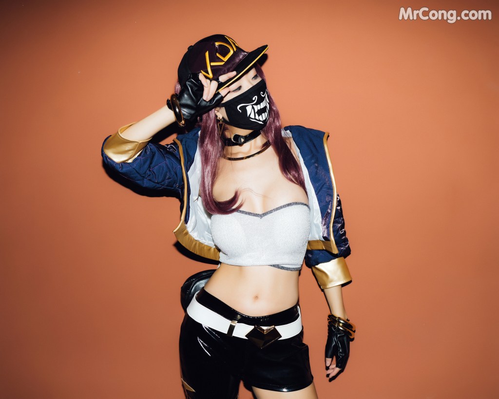 Mona (모나) – Akali (KDA) – Moon Night Snap (68 photos)