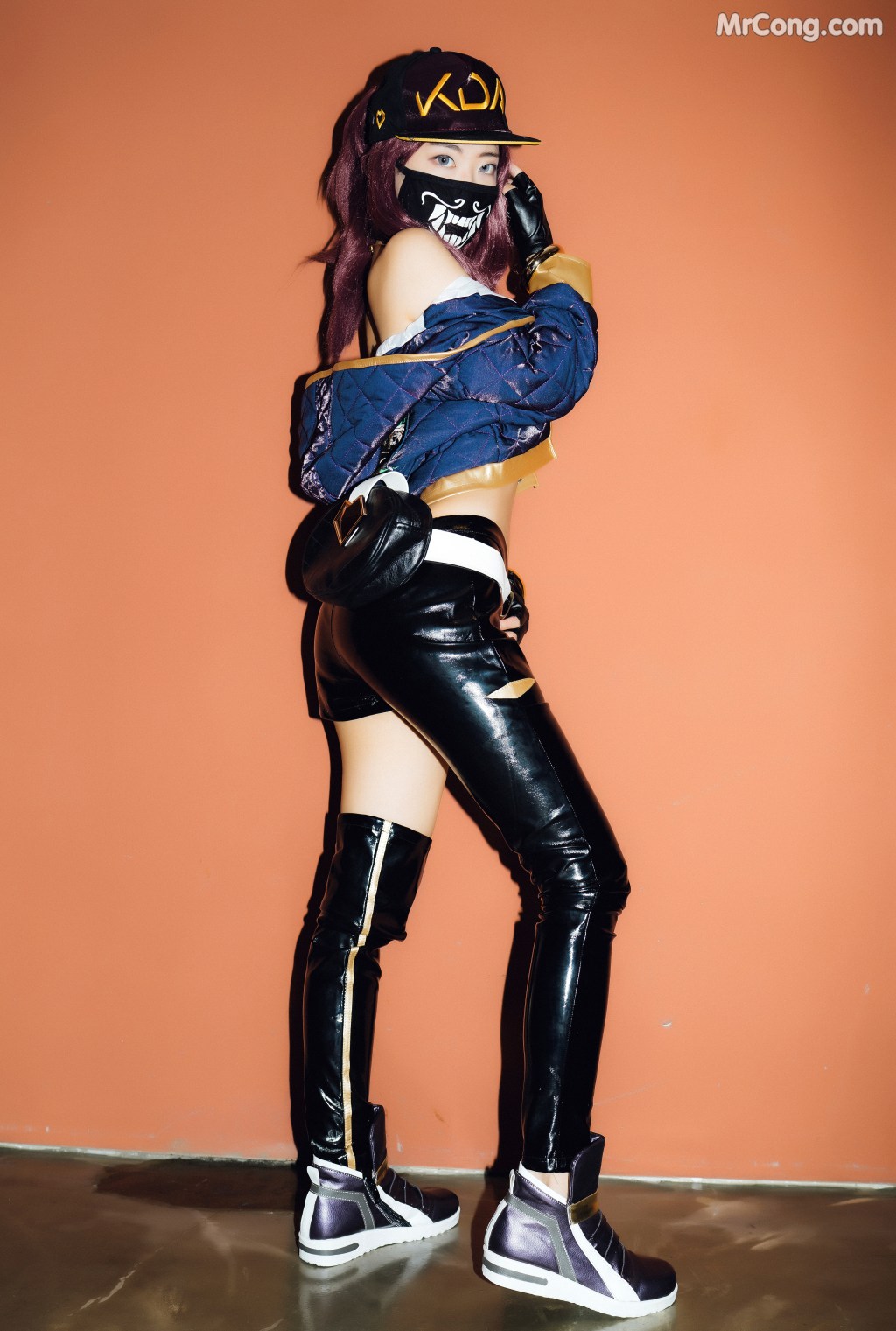 Mona (모나) – Akali (KDA) – Moon Night Snap (68 photos)