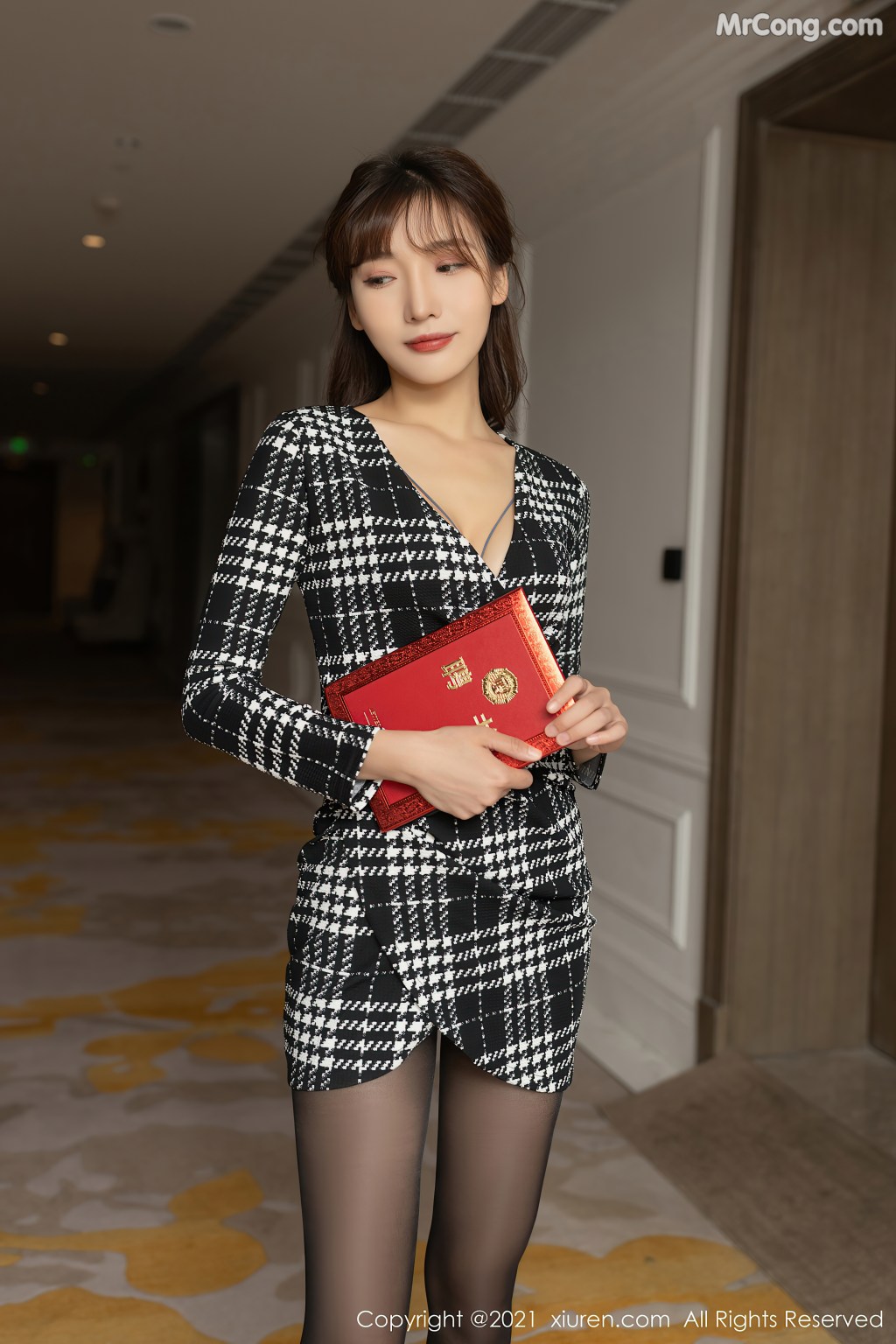 XIUREN No.4292: Lu Xuan Xuan (陆萱萱) (89 photos)