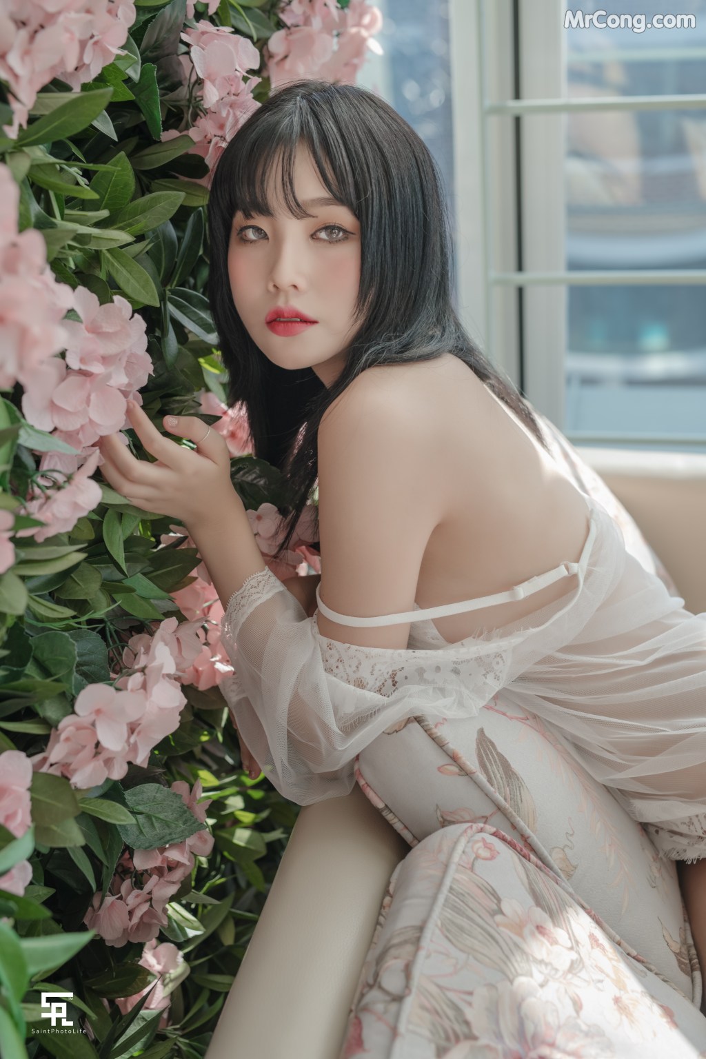 SAINT Photolife – Yuna – BLOOM Vol.01 (52 photos) – Page 4
