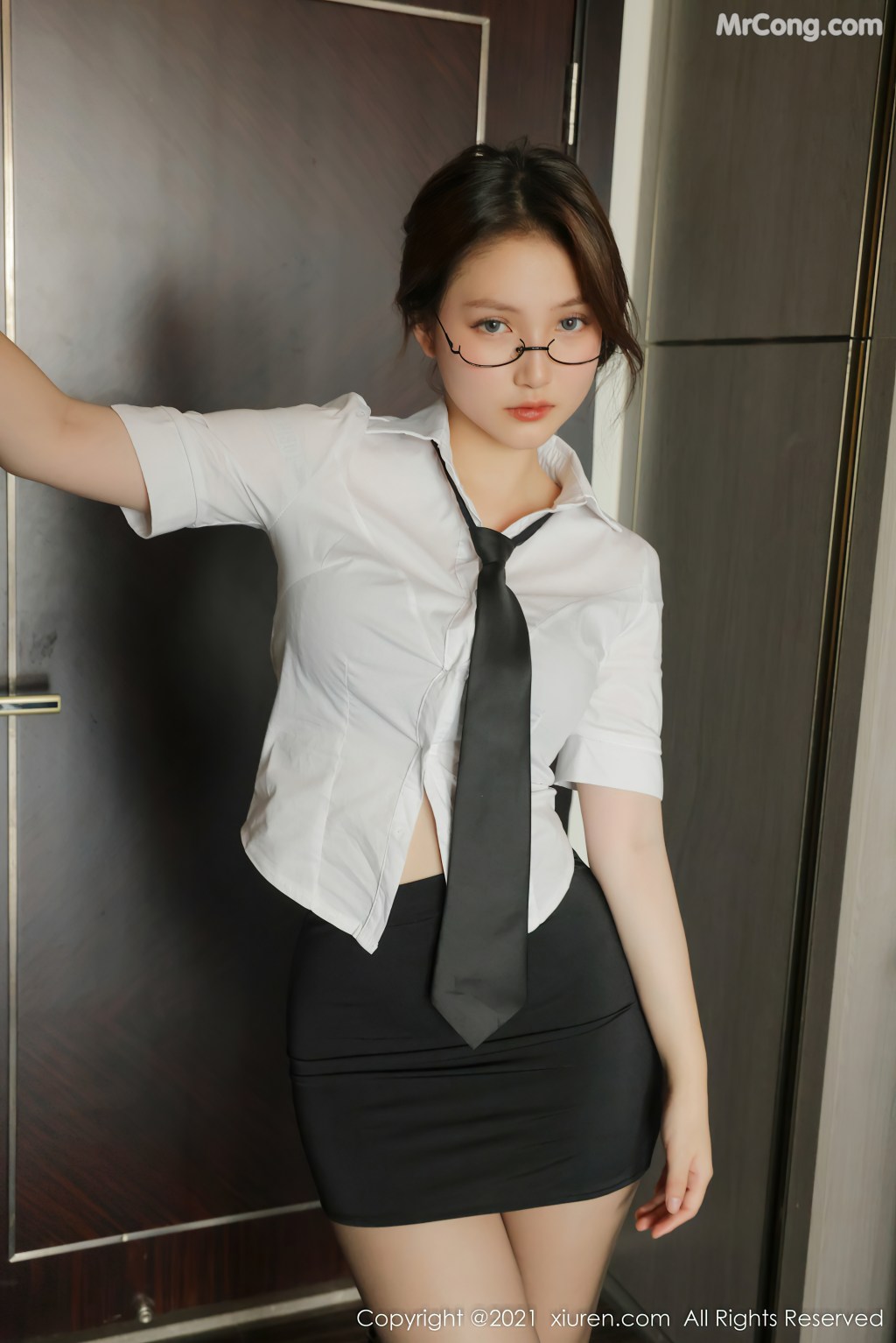 XIUREN No.4311: 兔妹妹 (86 photos)