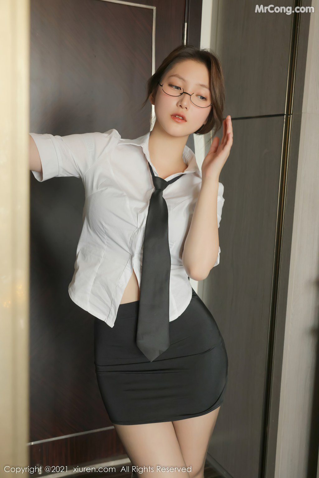 XIUREN No.4311: 兔妹妹 (86 photos)