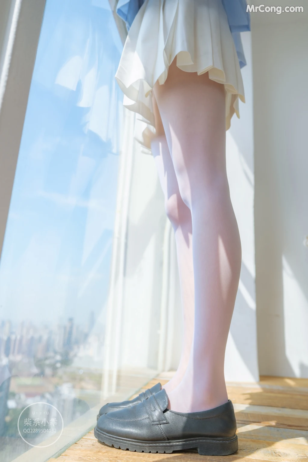 Coser@稚乖画册 Vol.001: 晴空01 白丝双马尾JK (79 photos)