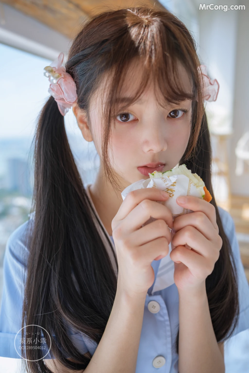 Coser@稚乖画册 Vol.001: 晴空01 白丝双马尾JK (79 photos) – Page 6