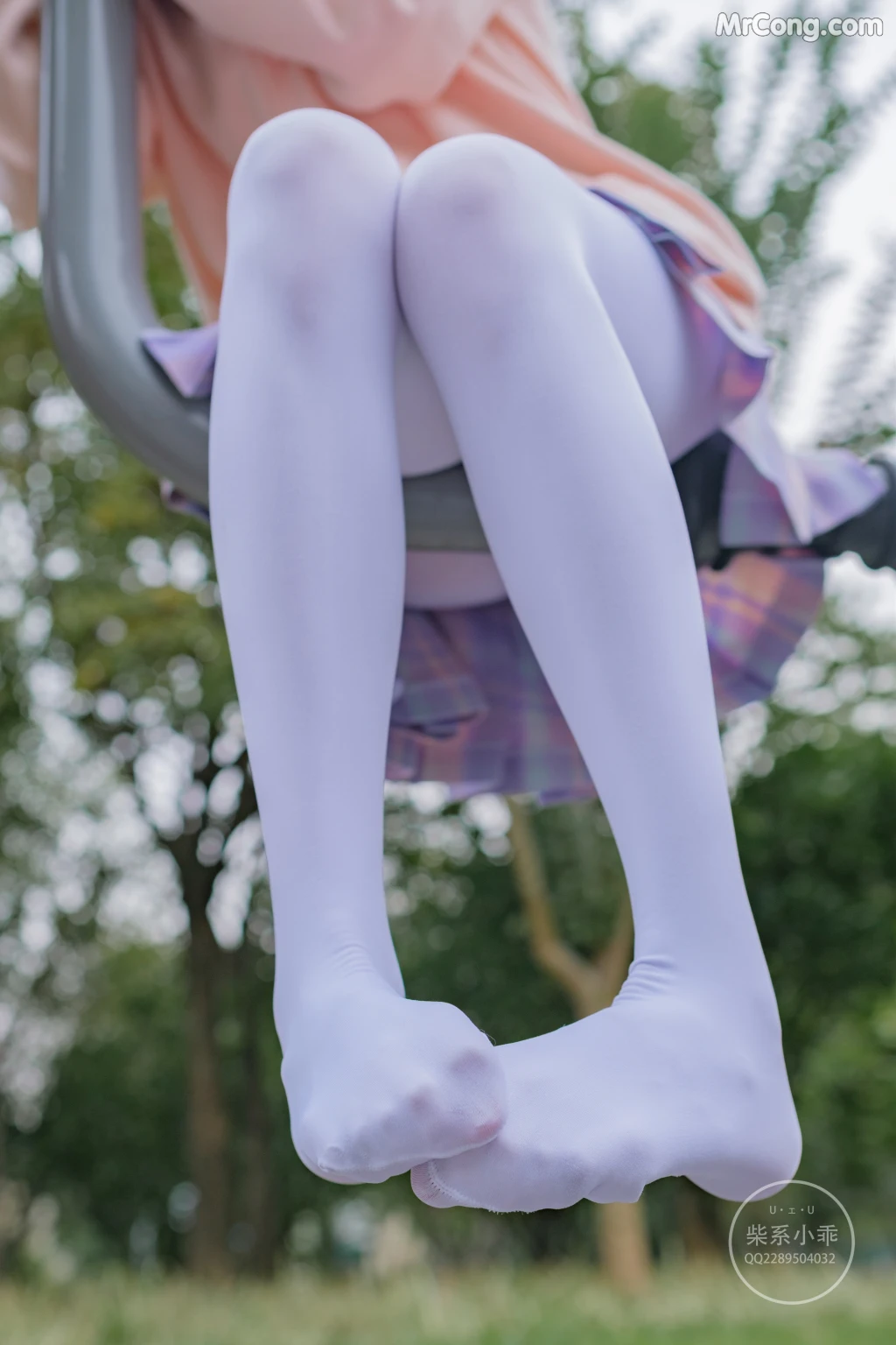 Coser@稚乖画册 Vol.002: 颓废01 短裙白丝 (73 photos) – Page 2